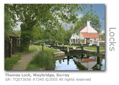 THAMES LOCK WEYBRIDGE